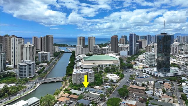 1867 Kapiolani Boulevard B, Honolulu, HI 96826