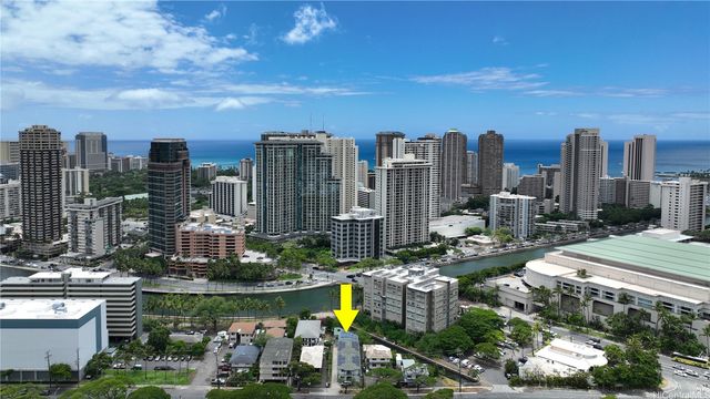 1867 Kapiolani Boulevard B, Honolulu, HI 96826