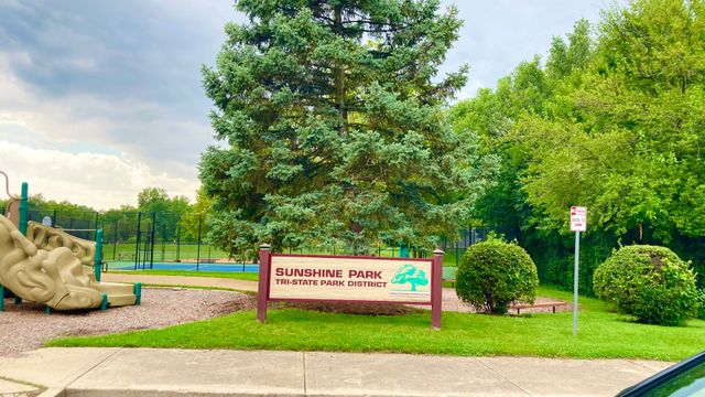207 Village Road, Hinsdale, IL 60521