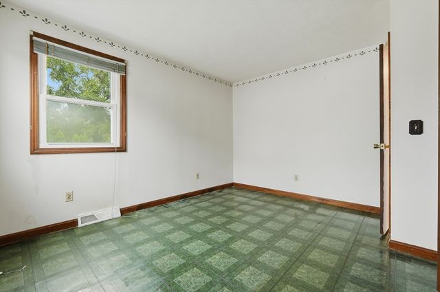 1966 Highland Ave, Fall River, MA 02720