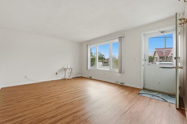 1966 Highland Ave, Fall River, MA 02720