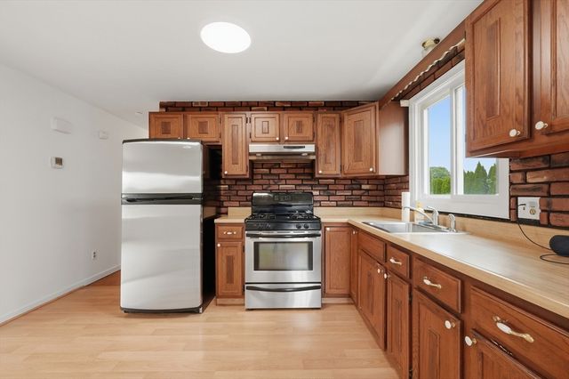1966 Highland Ave, Fall River, MA 02720