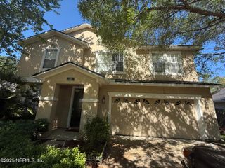 952 COLLINSWOOD Drive, Jacksonville, FL 32225