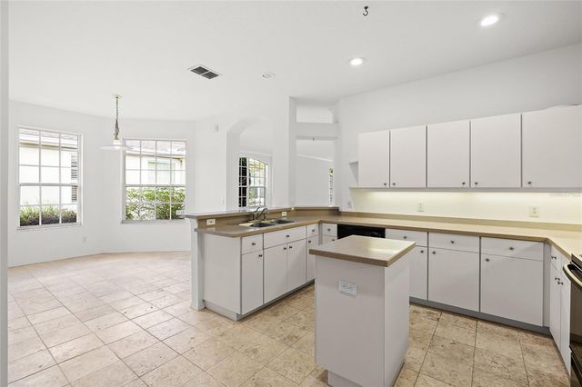 9838 BRIDGETON DRIVE, Tampa, FL 33626