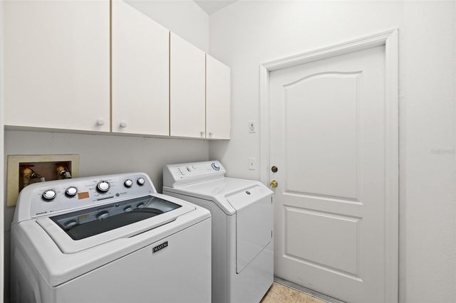 9838 BRIDGETON DRIVE, Tampa, FL 33626