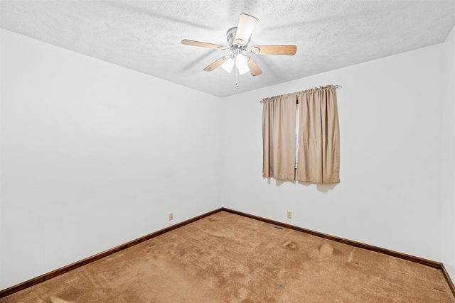 2211 S Ohio St, Salina, KS 67401