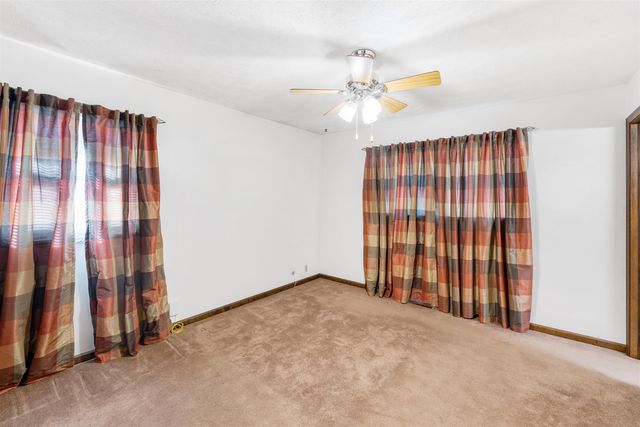 2211 S Ohio St, Salina, KS 67401