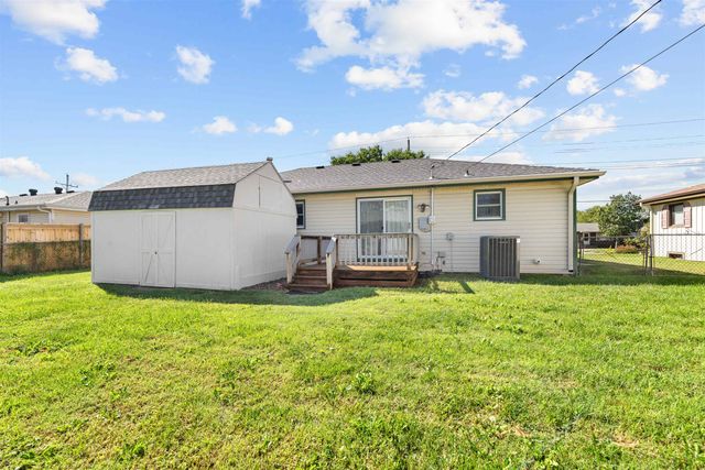 2211 S Ohio St, Salina, KS 67401