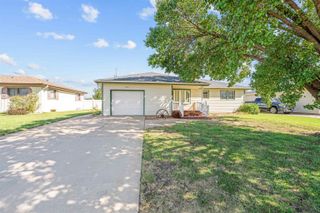 2211 S Ohio St, Salina, KS 67401