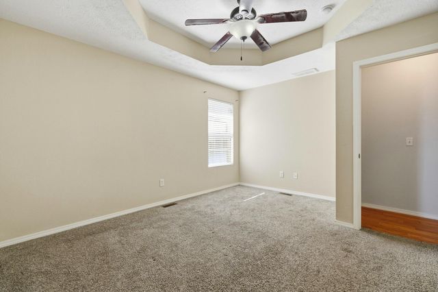 1069 S Red Cedar Avenue, Springfield, MO 65802