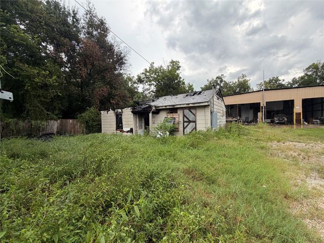 4102 Red Haw Lane, Houston, TX 77022