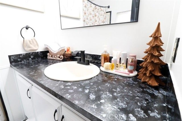 19025 Joshua, Adelanto, CA 92301