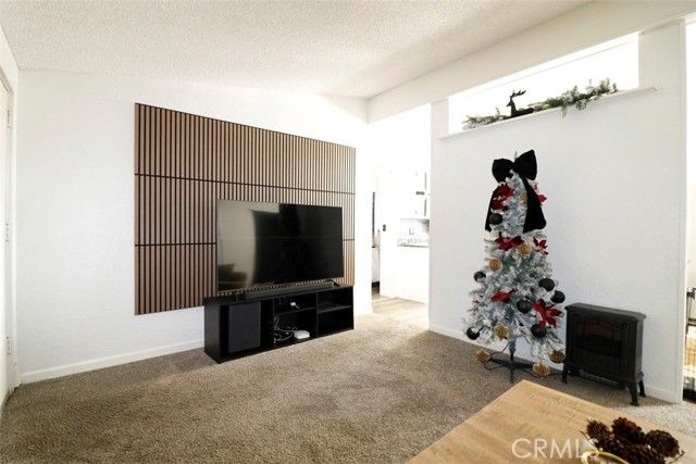 19025 Joshua, Adelanto, CA 92301