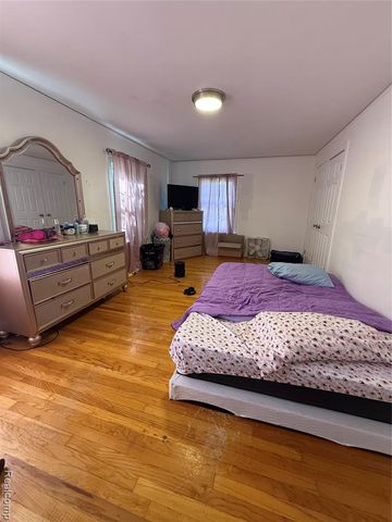16705 Plainview Avenue, Detroit, MI 48219