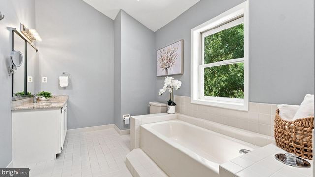 107 SIDESADDLE WAY, North Wales, PA 19454