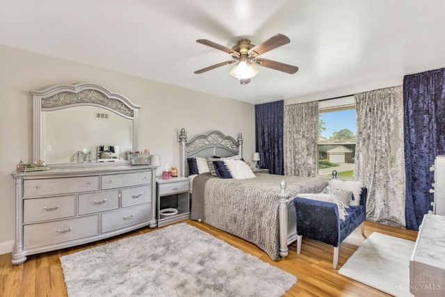 9181 Sunderland Way, West Chester, OH 45069