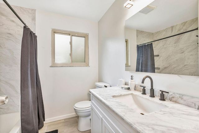 9181 Sunderland Way, West Chester, OH 45069