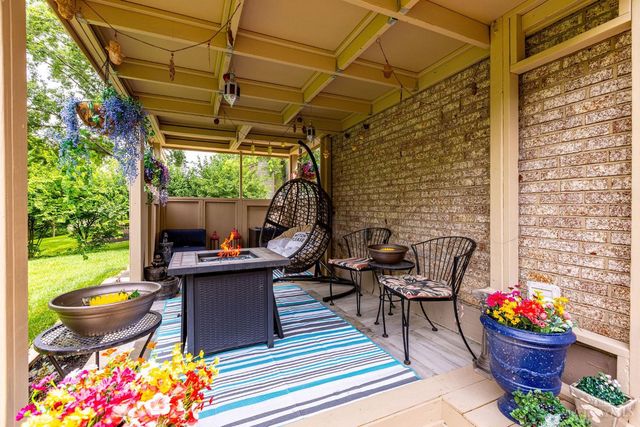 9181 Sunderland Way, West Chester, OH 45069
