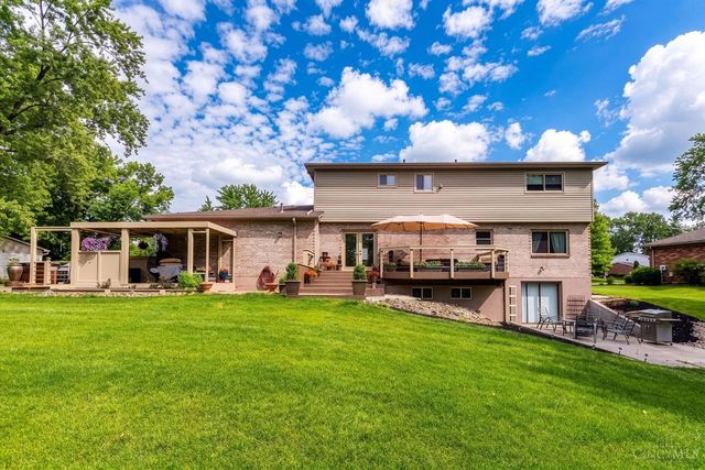 9181 Sunderland Way, West Chester, OH 45069