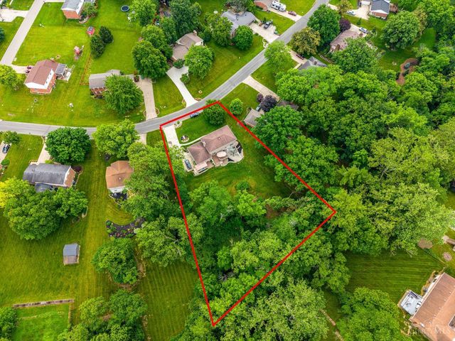 9181 Sunderland Way, West Chester, OH 45069