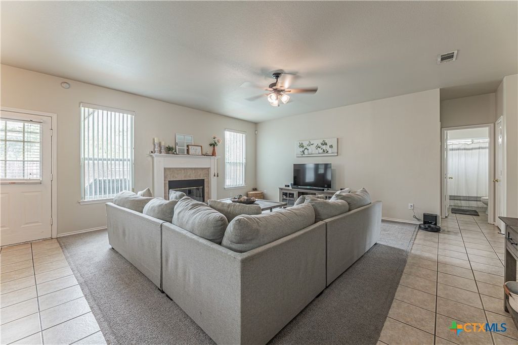 Image 13 of property listing at 5711 Chuckwagon Circle, Killeen, TX 76542