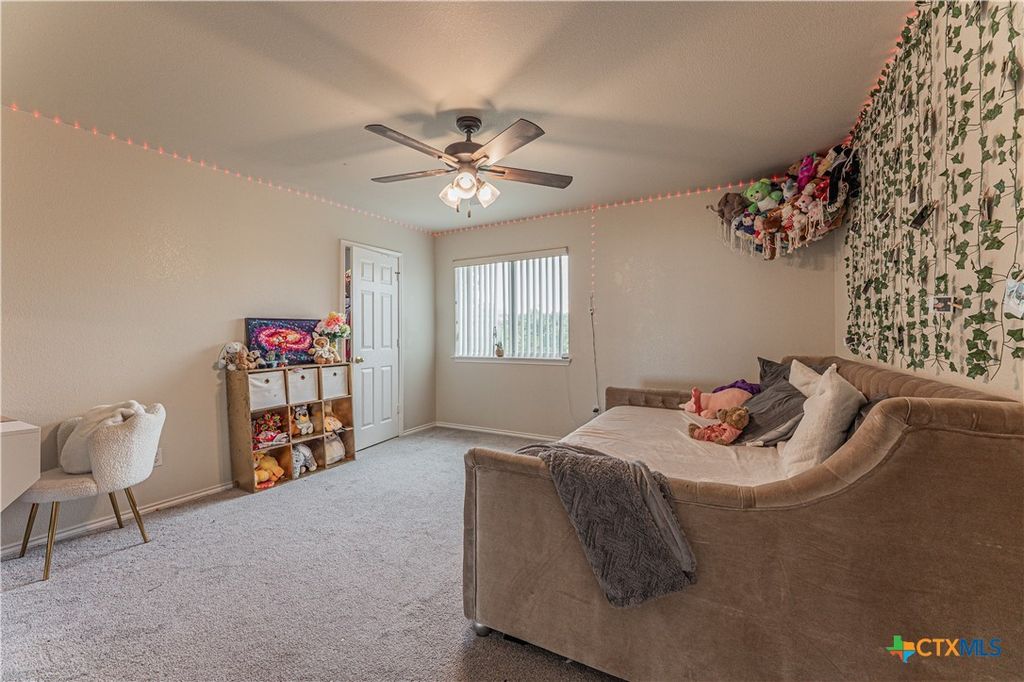 Image 22 of property listing at 5711 Chuckwagon Circle, Killeen, TX 76542