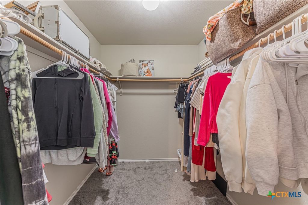 Image 24 of property listing at 5711 Chuckwagon Circle, Killeen, TX 76542