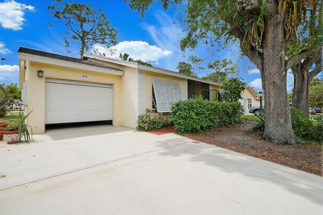 6374 Summer Sky Lane, Greenacres, FL 33463