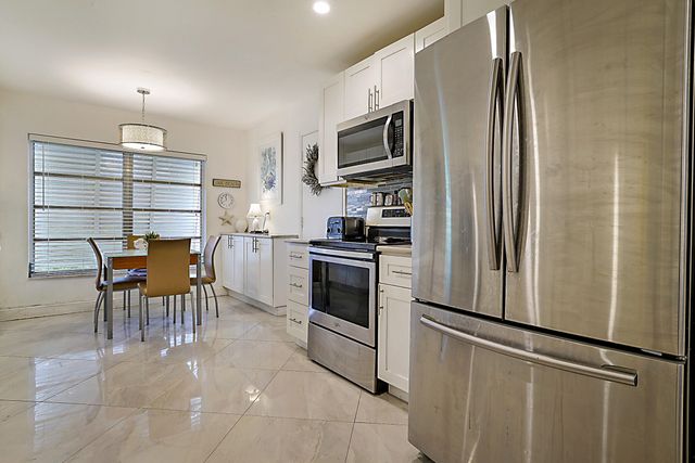 6374 Summer Sky Lane, Greenacres, FL 33463