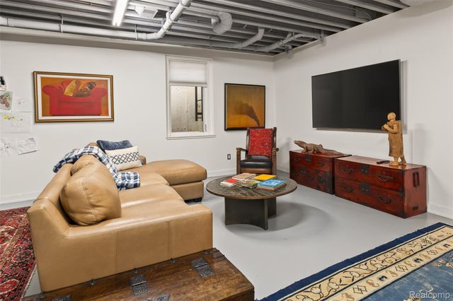 1171 Arden Lane, Birmingham, MI 48009