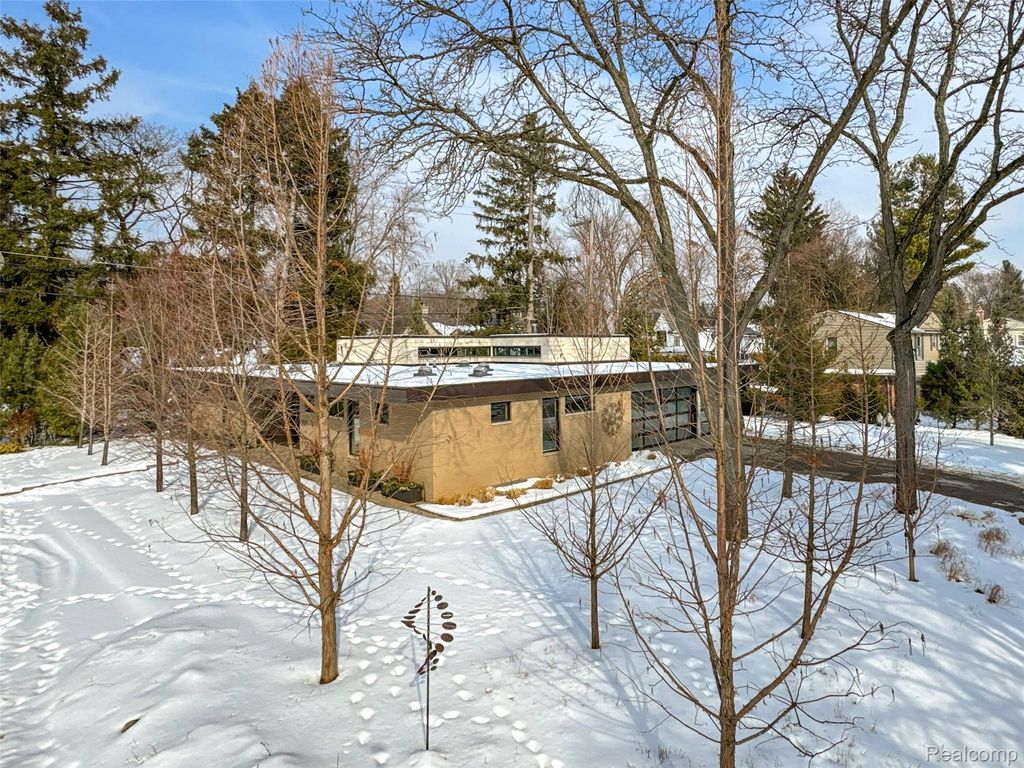 1171 Arden Lane, Birmingham, MI 48009