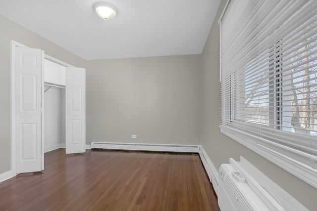 8856 N Northshore Drive 2C, Des Plaines, IL 60016