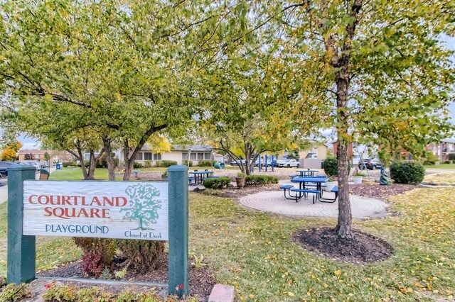 8856 N Northshore Drive 2C, Des Plaines, IL 60016