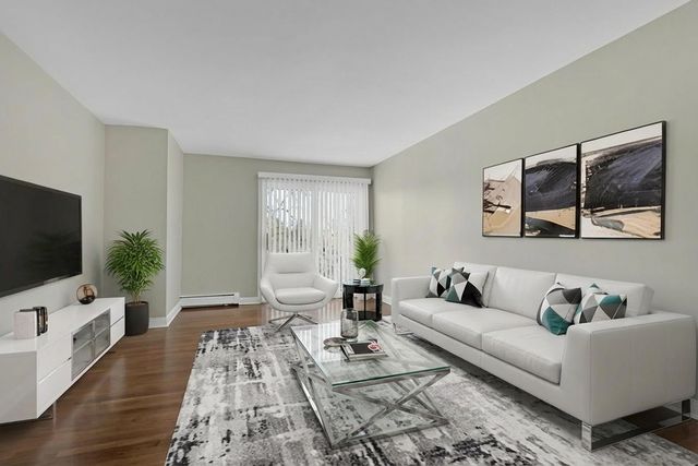 8856 N Northshore Drive 2C, Des Plaines, IL 60016