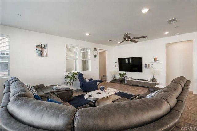 5361 Calle Rockfish 73, San Diego, CA 92154