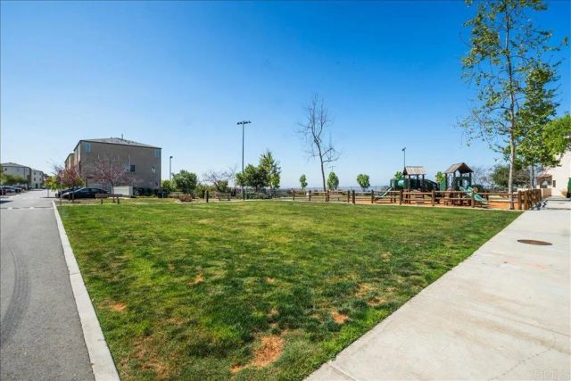 5361 Calle Rockfish 73, San Diego, CA 92154