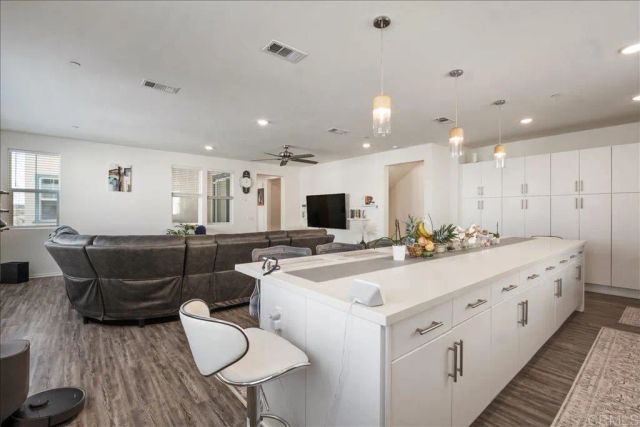 5361 Calle Rockfish 73, San Diego, CA 92154