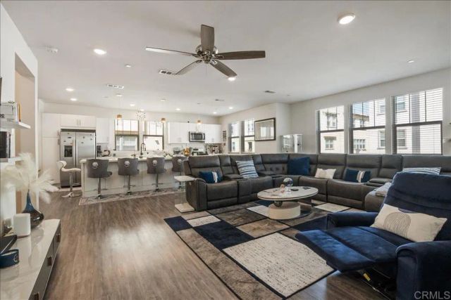 5361 Calle Rockfish 73, San Diego, CA 92154