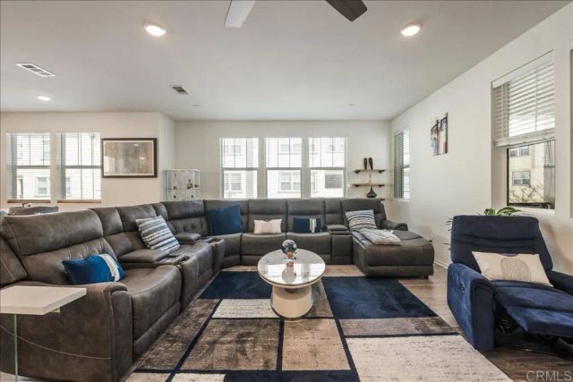 5361 Calle Rockfish 73, San Diego, CA 92154