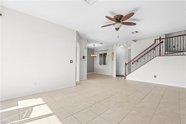 9808 Roundstone CIR, Fort Myers, FL 33967