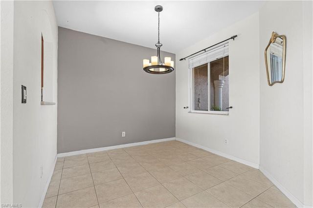 9808 Roundstone CIR, Fort Myers, FL 33967