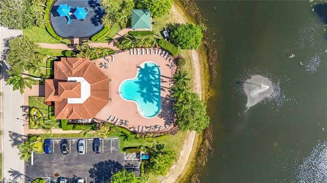 9808 Roundstone CIR, Fort Myers, FL 33967