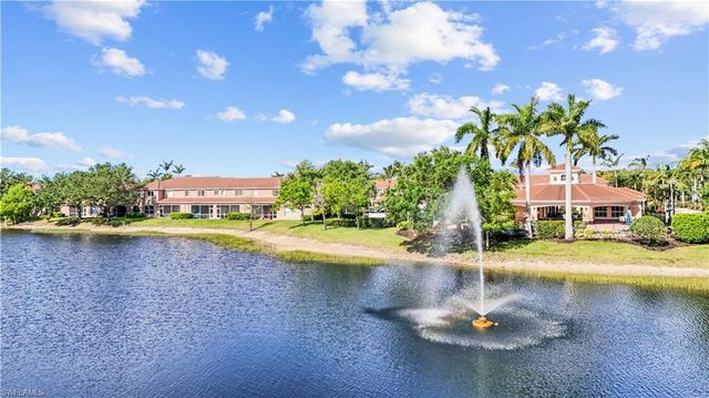 9808 Roundstone CIR, Fort Myers, FL 33967