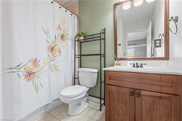 9808 Roundstone CIR, Fort Myers, FL 33967