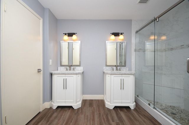 40 River Creek Way, Sugar Land, TX 77478
