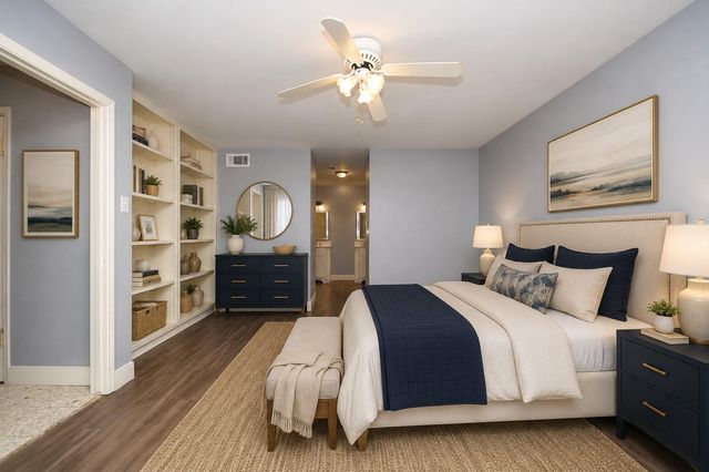 40 River Creek Way, Sugar Land, TX 77478