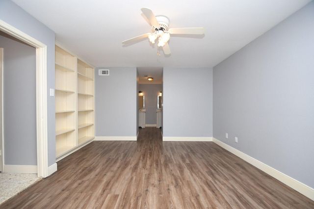 40 River Creek Way, Sugar Land, TX 77478