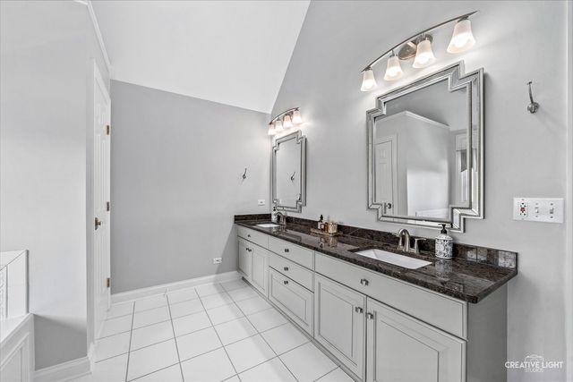 3N890 Emily Dickinson Lane, St. Charles, IL 60175