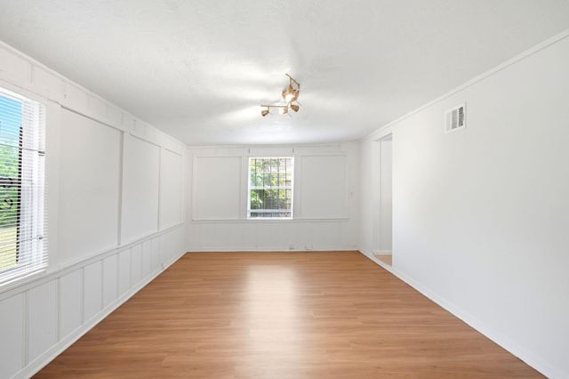 807 E 43rd Street, Houston, TX 77022