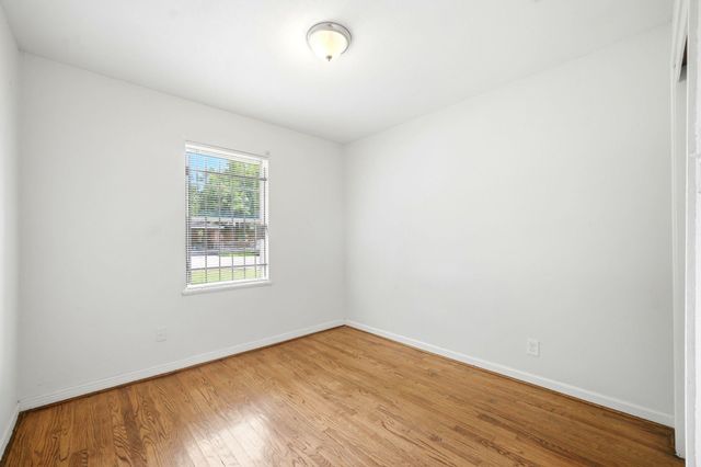 807 E 43rd Street, Houston, TX 77022